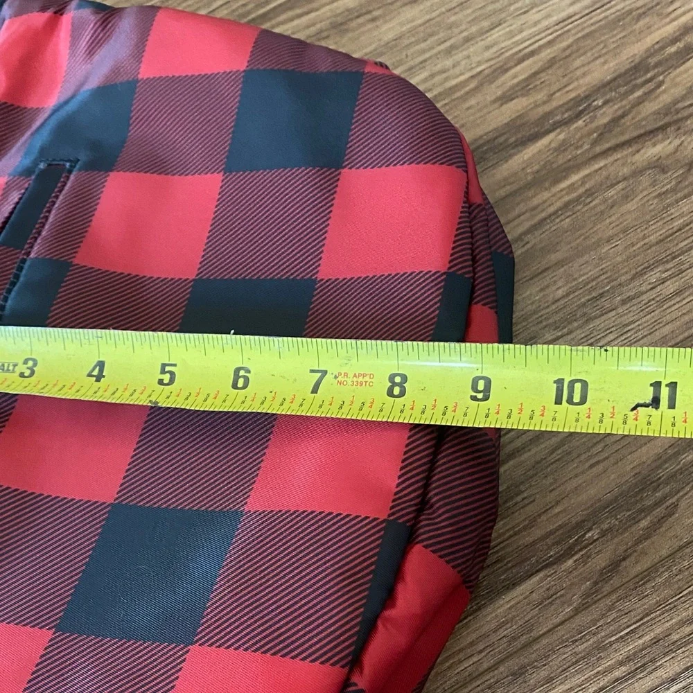 Lug Hippy 2 crossbody bag red black buffalo plaid pattern.